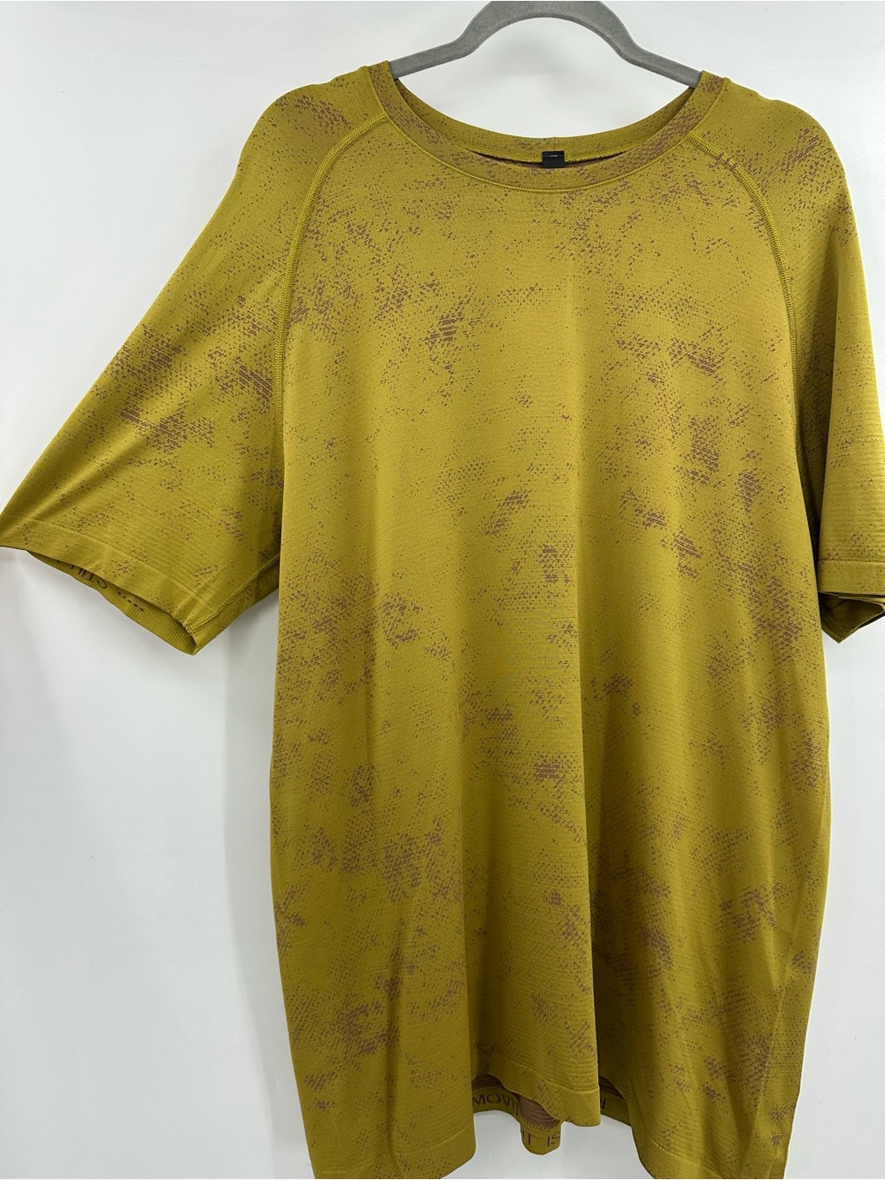 lululemon athletica Men's Green And Brown Short Sleeve Performance Tee XL - Picture 2 of 11